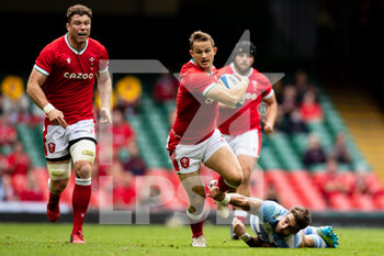 2021-07-10 - Hallam Amos of Wales during the 2021 Summer Internationals, Rugby Union test match between Wales and Argentina on July 10, 2021 at Principality Stadium in Cardiff, Wales - Photo Simon King / ProSportsImages / DPPI - TEST MATCH 2021 - WALES VS ARGENTINA - TEST MATCH - RUGBY