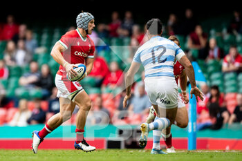 2021-07-10 - Jonathan Davies of Wales during the 2021 Summer Internationals, Rugby Union test match between Wales and Argentina on July 10, 2021 at Principality Stadium in Cardiff, Wales - Photo Simon King / ProSportsImages / DPPI - TEST MATCH 2021 - WALES VS ARGENTINA - TEST MATCH - RUGBY