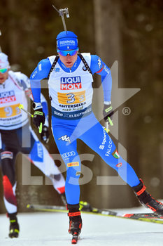 2020-02-13 - Lo italiano Lukas Hofer in azione nella gara per la medaglia di argento nella staffetta mista 4x6Km ai Mondiali di Biathlon ad Anterselva. - IBU WORLD CUP BIATHLON 2020 - STAFFETTA MISTA - BIATHLON - WINTER SPORTS