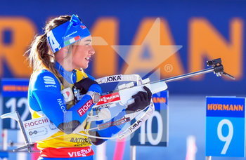 2020-02-18 - Dorothea Wierer (ITA) esulta al traguardo dopo aver vinto la medaglia di oro - IBU WORLD CUP BIATHLON 2020 - 15 KM INDIVIDUALE FEMMINILE - BIATHLON - WINTER SPORTS