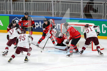 2021-05-21 - Team Canada defending the goal  - WORLD CHAMPIONSHIP 2021 - CANADA VS LATVIA - ICE HOCKEY - WINTER SPORTS