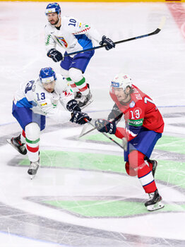 2021-05-23 - OLden (Norway) contrasted by Hochkofler and Giliati ( Italy)  - WORLD CHAMPIONSHIP 2021 - NORWAY VS ITALY - ICE HOCKEY - WINTER SPORTS
