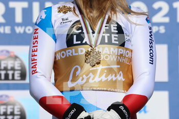 2021-02-13 - 2021 FIS ALPINE WORLD SKI CHAMPIONSHIPS, DH WOMEN
Cortina D'Ampezzo, Veneto, Italy
2021-02-13 - Saturday
Image shows SUTER Corinne (SUI) Gold Medal
 - 2021 FIS ALPINE WORLD SKI CHAMPIONSHIPS - DOWNHILL - WOMEN - ALPINE SKIING - WINTER SPORTS
