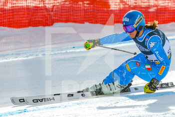 2021-02-15 - Italy’s Elena Curtoni skies during her first race SuperG  - 2021 FIS ALPINE WORLD SKI CHAMPIONSHIPS - ALPINE COMBINED - WOMEN - ALPINE SKIING - WINTER SPORTS