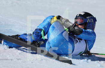 2021-02-17 - Crash Lara Della Mea  - 2021 FIS ALPINE WORLD SKI CHAMPIONSHIPS - ALPINE TEAM PARALLEL - ALPINE SKIING - WINTER SPORTS