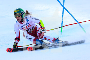 2021-02-18 - LIENSBERGER Katharina (AUT) Bronze Medal - 2021 FIS ALPINE WORLD SKI CHAMPIONSHIPS - GIANT SLALOM - WOMEN - ALPINE SKIING - WINTER SPORTS