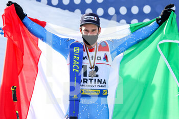2021-02-19 - Luca de ALIPRANDINI (ITA) with the italian flag - 2021 FIS ALPINE WORLD SKI CHAMPIONSHIPS - GIANT SLALOM - MEN - ALPINE SKIING - WINTER SPORTS