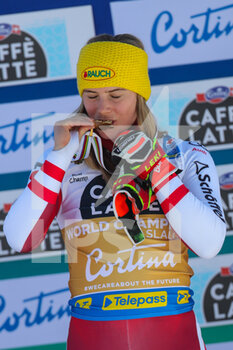 2021-02-20 - LIENSBERGER Katharina (AUT) Gold Medal - 2021 FIS ALPINE WORLD SKI CHAMPIONSHIPS - SLALOM - WOMEN - ALPINE SKIING - WINTER SPORTS