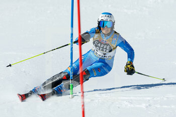 2021-02-20 - Irene Curtoni (ITA) in action - 2021 FIS ALPINE WORLD SKI CHAMPIONSHIPS - SLALOM - WOMEN - ALPINE SKIING - WINTER SPORTS