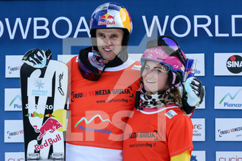 2020-01-25 - FISCHNALLER Roland ITA e HOFMEISTER Ramona GER indossano il pettorale arancione al primo posto della classifica generale di coppa del mondo - FIS SNOWBOARD WORLD CUP - SLALOM PARALLELO PSL - SNOWBOARD - WINTER SPORTS