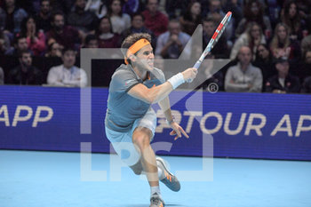 2019-11-10 - Dominic Thiem - NITTO ATP FINALS - TOURNAMENT ROUND - ROGER FEDERER VS DOMINIC THIEM - INTERNATIONALS - TENNIS