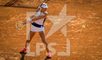 2020-09-14 - Jil Teichmann of Switzerland in action during the first round of the 2020 Internazionali BNL d'Italia WTA Premier 5 tennis tournament on September 14, 2020 at Foro Italico in Rome, Italy - Photo Rob Prange / Spain DPPI / DPPI - INTERNAZIONALI BNL D'ITALIA 2020 - INTERNATIONALS - TENNIS