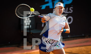2020-09-14 - Anna Blinkova of Russia in action during the first round of the 2020 Internazionali BNL d'Italia WTA Premier 5 tennis tournament on September 14, 2020 at Foro Italico in Rome, Italy - Photo Rob Prange / Spain DPPI / DPPI - INTERNAZIONALI BNL D'ITALIA 2020 - INTERNATIONALS - TENNIS