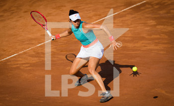 2020-09-15 - Caroline Garcia of France in action during the first round of the 2020 Internazionali BNL d'Italia WTA Premier 5 tennis tournament on September 15, 2020 at Foro Italico in Rome, Italy - Photo Rob Prange / Spain DPPI / DPPI - INTERNAZIONALI BNL D'ITALIA 2020 - INTERNATIONALS - TENNIS