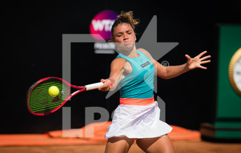 2020-09-16 - Jasmin Paolini of Italy in action during her second-round match at the 2020 Internazionali BNL d'Italia WTA Premier 5 tennis tournament on September 16, 2020 at Foro Italico in Rome, Italy - Photo Rob Prange / Spain DPPI / DPPI - INTERNAZIONALI BNL D'ITALIA 2020 - INTERNATIONALS - TENNIS