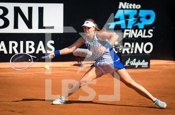 2020-09-18 - Anna Blinkova of Russia in action during her third-round match at the 2020 Internazionali BNL d'Italia WTA Premier 5 tennis tournament on September 18, 2020 at Foro Italico in Rome, Italy - Photo Rob Prange / Spain DPPI / DPPI - INTERNAZIONALI BNL D'ITALIA - INTERNATIONALS - TENNIS