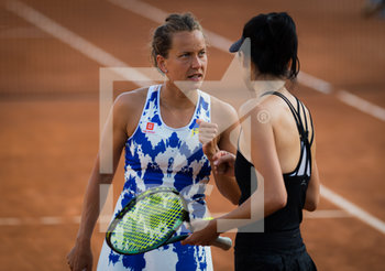 2020-09-18 - Barbora Strycova of the Czech Republic and Su-Wei Hsieh of Chinese Taipeh playing doubles at the 2020 Internazionali BNL d'Italia WTA Premier 5 tennis tournament on September 18, 2020 at Foro Italico in Rome, Italy - Photo Rob Prange / Spain DPPI / DPPI - INTERNAZIONALI BNL D'ITALIA - INTERNATIONALS - TENNIS