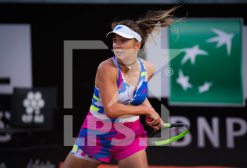 2020-09-19 - Elina Svitolina of the Ukraine in action during her quarter-final match at the 2020 Internazionali BNL d'Italia WTA Premier 5 tennis tournament on September 19, 2020 at Foro Italico in Rome, Italy - Photo Rob Prange / Spain DPPI / DPPI - INTERNAZIONALI BNL D'ITALIA WTA PREMIER 5 - INTERNATIONALS - TENNIS