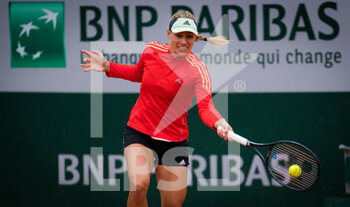 2020-09-24 - Angelique Kerber of Germany during practice before the start of the Roland Garros 2020, Grand Slam tennis tournament, Qualifying, on September 24, 2020 at Roland Garros stadium in Paris, France - Photo Rob Prange / Spain DPPI / DPPI - ROLAND GARROS 2020 -  GRAND SLAM TENNIS TOURNAMENT - QUALIFYING - INTERNATIONALS - TENNIS