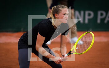 2020-09-27 - Aliaksandra Sasnovich of Belarus in action against Anna-Lena Friedsam of Germany during the first round at the Roland Garros 2020, Grand Slam tennis tournament, on September 27, 2020 at Roland Garros stadium in Paris, France - Photo Rob Prange / Spain DPPI / DPPI - ROLAND GARROS 2020, GRAND SLAM TENNIS TOURNAMENT - INTERNATIONALS - TENNIS