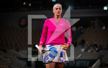 2020-09-28 - Petra Kvitova of the Czech Republic in action during the first round at the Roland Garros 2020, Grand Slam tennis tournament, on September 28, 2020 at Roland Garros stadium in Paris, France - Photo Rob Prange / Spain DPPI / DPPI - ROLAND GARROS 2020, GRAND SLAM TOURNAMENT - INTERNATIONALS - TENNIS