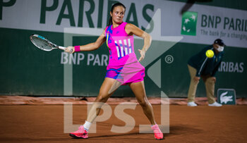 2020-09-29 - Daria Kasatkina of Russia in action during the first round at the Roland Garros 2020, Grand Slam tennis tournament, on September 29, 2020 at Roland Garros stadium in Paris, France - Photo Rob Prange / Spain DPPI / DPPI - ROLAND GARROS 2020, GRAND SLAM TOURNAMENT - INTERNATIONALS - TENNIS