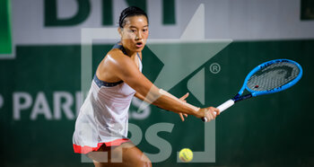 2020-09-29 - Harmony Tan of France in action during the first round at the Roland Garros 2020, Grand Slam tennis tournament, on September 29, 2020 at Roland Garros stadium in Paris, France - Photo Rob Prange / Spain DPPI / DPPI - ROLAND GARROS 2020, GRAND SLAM TOURNAMENT - INTERNATIONALS - TENNIS