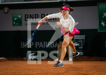 2020-09-29 - Jessica Pegula of the United States in action during the first round at the Roland Garros 2020, Grand Slam tennis tournament, on September 29, 2020 at Roland Garros stadium in Paris, France - Photo Rob Prange / Spain DPPI / DPPI - ROLAND GARROS 2020, GRAND SLAM TOURNAMENT - INTERNATIONALS - TENNIS