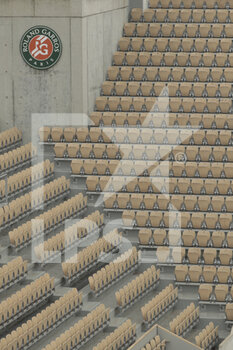 2020-09-30 - Seats without public during the Roland Garros 2020, Grand Slam tennis tournament, on September 30, 2020 at Roland Garros stadium in Paris, France - Photo Stephane Allaman / DPPI - ROLAND GARROS 2020, GRAND SLAM TOURNAMENT - INTERNATIONALS - TENNIS