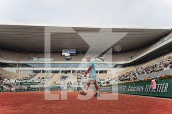 2020-09-30 - Rafael Nadal (ESP) during the Roland Garros 2020, Grand Slam tennis tournament, on September 30, 2020 at Roland Garros stadium in Paris, France - Photo Stephane Allaman / DPPI - ROLAND GARROS 2020, GRAND SLAM TOURNAMENT - INTERNATIONALS - TENNIS