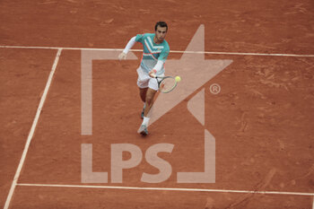 2020-10-02 - Hugo GASTON (FRA) during the Roland Garros 2020, Grand Slam tennis tournament, on October 2, 2020 at Roland Garros stadium in Paris, France - Photo Stephane Allaman / DPPI - ROLAND GARROS 2020, GRAND SLAM TOURNAMENT - INTERNATIONALS - TENNIS