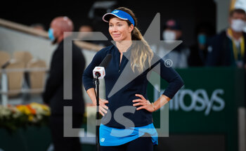 2020-10-06 - Danielle Collins of the United States after winning against Ons Jabeur of Tunisia during the fourth round at the Roland Garros 2020, Grand Slam tennis tournament, on October 6, 2020 at Roland Garros stadium in Paris, France - Photo Rob Prange / Spain DPPI / DPPI - QUARTER-FINALS AT THE ROLAND GARROS 2020 - INTERNATIONALS - TENNIS
