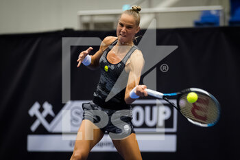 2020-10-17 - Arantxa Rus of the Netherlands in action during the first qualifications round at the 2020 J&T Banka Ostrava Open WTA Premier tennis tournament on October 17, 2020 in Ostrava, Czech Republic - Photo Rob Prange / Spain DPPI / DPPI - 2020 J&T BANKA OSTRAVA OPEN WTA PREMIER - SATURDAY - INTERNATIONALS - TENNIS