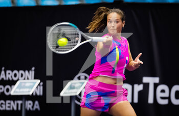 2020-10-18 - Daria Kasatkina of Russia in action against Marie Bouzkova of the Czech Republic during the second qualifications round at the 2020 J&T Banka Ostrava Open WTA Premier tennis tournament on October 18, 2020 in Ostrava, Czech Republic - Photo Rob Prange / Spain DPPI / DPPI - 2020 J&T BANKA OSTRAVA OPEN WTA PREMIER - SUNDAY - INTERNATIONALS - TENNIS