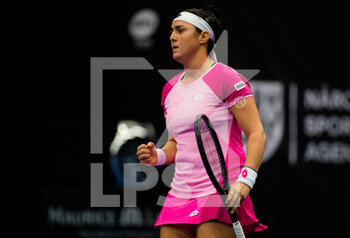 2020-10-20 - Ons Jabeur of Tunisia in action against Barbora Strycova of the Czech Republic during the first round at the 2020 J&T Banka Ostrava Open WTA Premier tennis tournament on October 20, 2020 in Ostrava, Czech Republic - Photo Rob Prange / Spain DPPI / DPPI - 2020 J&T BANKA OSTRAVA OPEN WTA PREMIER - INTERNATIONALS - TENNIS