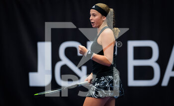 2020-10-21 - Jelena Ostapenko of Latvia in action against Petra Martic of Croatia during the first round at the 2020 J&T Banka Ostrava Open WTA Premier tennis tournament on October 21, 2020 in Ostrava, Czech Republic - Photo Rob Prange / Spain DPPI / DPPI - 2020 J&T BANKA OSTRAVA OPEN WTA PREMIER - INTERNATIONALS - TENNIS