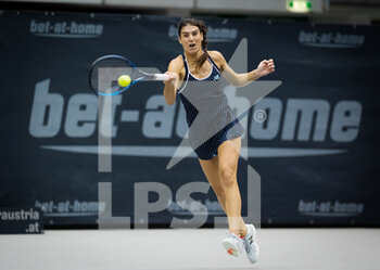 2020-11-12 - Sorana Cirstea of Romania in action against Oceane Dodin of France during the second round at the 2020 Upper Austria Ladies Linz WTA International tennis tournament on November 12, 2020 at TipsArena Linz in Linz, Austria - Photo Rob Prange / Spain DPPI / DPPI - 2020 UPPER AUSTRIA LADIES LINZ WTA INTERNATIONAL TOURNAMENT - INTERNATIONALS - TENNIS