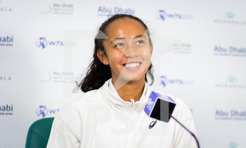 2021-01-06 - Leylah Fernandez of Canada talks to the media after the first round of the 2021 Abu Dhabi WTA Women's Tennis Open WTA 500 tournament on January 6, 2021 in Abu Dhabi, United Arab Emirates - Photo Rob Prange / Spain DPPI / DPPI - 2021 ABU DHABI WTA WOMEN'S TENNIS OPEN WTA 500 TOURNAMENT - FIRST ROUND - INTERNATIONALS - TENNIS