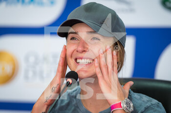 2021-03-01 - Elina Svitolina of the Ukraine talks to the media ahead of the 2021 Qatar Total Open, WTA 500 tennis tournament on March 1, 2021 at the Khalifa International Tennis and Squash Complex in Doha, Qatar - Photo Rob Prange / Spain DPPI / DPPI - 2021 QATAR TOTAL OPEN, WTA 500 TENNIS TOURNAMENT - INTERNATIONALS - TENNIS