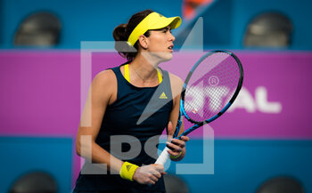 2021-03-01 - Garbine Muguruza of Spain in action during her first-round match at the 2021 Qatar Total Open, WTA 500 tennis tournament on March 1, 2021 at the Khalifa International Tennis and Squash Complex in Doha, Qatar - Photo Rob Prange / Spain DPPI / DPPI - 2021 QATAR TOTAL OPEN, WTA 500 TENNIS TOURNAMENT - INTERNATIONALS - TENNIS