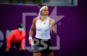 2021-03-01 - Cagla Buyukakcay of Turkey in action during her first-round match at the 2021 Qatar Total Open, WTA 500 tennis tournament on March 1, 2021 at the Khalifa International Tennis and Squash Complex in Doha, Qatar - Photo Rob Prange / Spain DPPI / DPPI - 2021 QATAR TOTAL OPEN, WTA 500 TENNIS TOURNAMENT - INTERNATIONALS - TENNIS