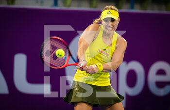 2021-03-01 - Angelique Kerber of Germany in action during her first-round match at the 2021 Qatar Total Open, WTA 500 tennis tournament on March 1, 2021 at the Khalifa International Tennis and Squash Complex in Doha, Qatar - Photo Rob Prange / Spain DPPI / DPPI - 2021 QATAR TOTAL OPEN, WTA 500 TENNIS TOURNAMENT - INTERNATIONALS - TENNIS