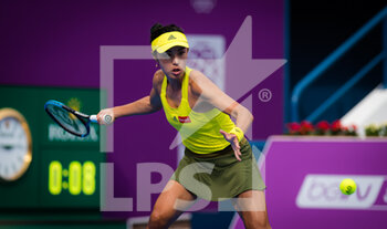 2021-03-02 - Qiang Wang of China in action during her first round match at the 2021 Qatar Total Open, WTA 500 tennis tournament on March 2, 2021 at the Khalifa International Tennis and Squash Complex in Doha, Qatar - Photo Rob Prange / Spain DPPI / DPPI - 2021 QATAR TOTAL OPEN, WTA 500 TENNIS TOURNAMENT - INTERNATIONALS - TENNIS