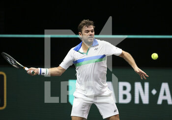 2021-03-02 - Stanislas Wawrinka of Switzerland during day 2 of the 48th ABN AMRO World Tennis Tournament, an ATP Tour 500 tournament on March 2, 2021 at the Rotterdam Ahoy in Rotterdam, Netherlands - Photo Jean Catuffe / DPPI - 48TH ABN AMRO WORLD TENNIS TOURNAMENT ATP TOUR 500 - INTERNATIONALS - TENNIS