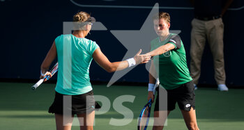 2021-03-11 - Demi Schuurs of the Netherlands and Nicole Melichar of the United States playing doubles at the 2021 Dubai Duty Free Tennis Championships WTA 1000 tournament on March 11, 2021 at the Dubai Duty Free Tennis Stadium in Dubai, United Arab Emirates - Photo Rob Prange / Spain DPPI / DPPI - 2021 DUBAI DUTY FREE TENNIS CHAMPIONSHIPS WTA 1000 TOURNAMENT - INTERNATIONALS - TENNIS