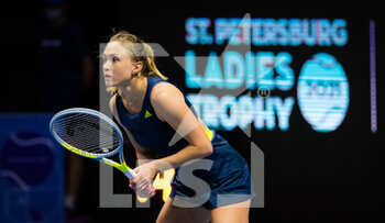 2021-03-15 - Aliaksandra Sasnovich of Belarus in action during the first round of the 2021 St Petersburg Ladies Trophy, WTA 500 tennis tournament on March 15, 2021 at the Sibur Arena in St Petersburg, Russia - Photo Rob Prange / Spain DPPI / DPPI - 2021 ST PETERSBURG LADIES TROPHY, WTA 500 TENNIS TOURNAMENT - INTERNATIONALS - TENNIS