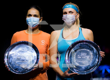2021-03-21 - Nadija Kichenok of Ukraine & Raluca Olaru of Romania with their champions trophies after winning the doubles final of the 2021 St Petersburg Ladies Trophy, WTA 500 tennis tournament on March 21, 2021 at the Sibur Arena in St Petersburg, Russia - Photo Rob Prange / Spain DPPI / DPPI - 2021 ST PETERSBURG LADIES TROPHY, WTA 500 TENNIS TOURNAMENT - INTERNATIONALS - TENNIS