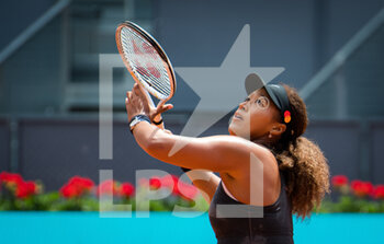 2021-04-30 - Naomi Osaka of Japan in action during the first round of the Mutua Madrid Open 2021, Masters 1000 tennis tournament on April 30, 2021 at La Caja Magica in Madrid, Spain - Photo Rob Prange / Spain DPPI / DPPI - MUTUA MADRID OPEN 2021, MASTERS 1000 TENNIS TOURNAMENT - INTERNATIONALS - TENNIS