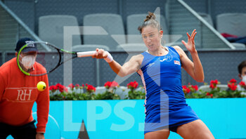2021-04-30 - Sara Sorribes Tormo of Spain during the first round of the Mutua Madrid Open 2021, Masters 1000 tennis tournament on April 30, 2021 at La Caja Magica in Madrid, Spain - Photo Rob Prange / Spain DPPI / DPPI - MUTUA MADRID OPEN 2021, MASTERS 1000 TENNIS TOURNAMENT - INTERNATIONALS - TENNIS