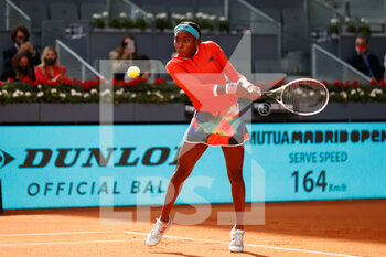 2021-04-30 - Cori Gauff of United States in action during his Women's Singles match against Karolina Pliskova of Czech Republic on day two of the Mutua Madrid Open 2021, Masters 1000 tennis tournament on April 30, 2021 at La Caja Magica in Madrid, Spain - Photo Oscar J Barroso / Spain DPPI / DPPI - MUTUA MADRID OPEN 2021, MASTERS 1000 TENNIS TOURNAMENT - INTERNATIONALS - TENNIS